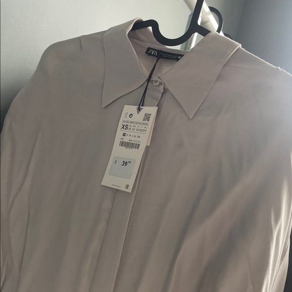 Zara Cream Blouse - Picture 2 of 3